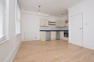 Kitchen-Living Room pic1- click for photo gallery